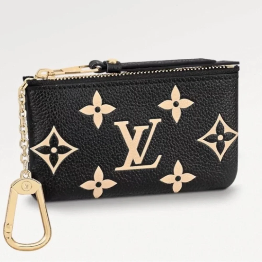 Authentic Louis Vuitton Monogram Empreinte Key Pouch✨ - Picture 1 of 9